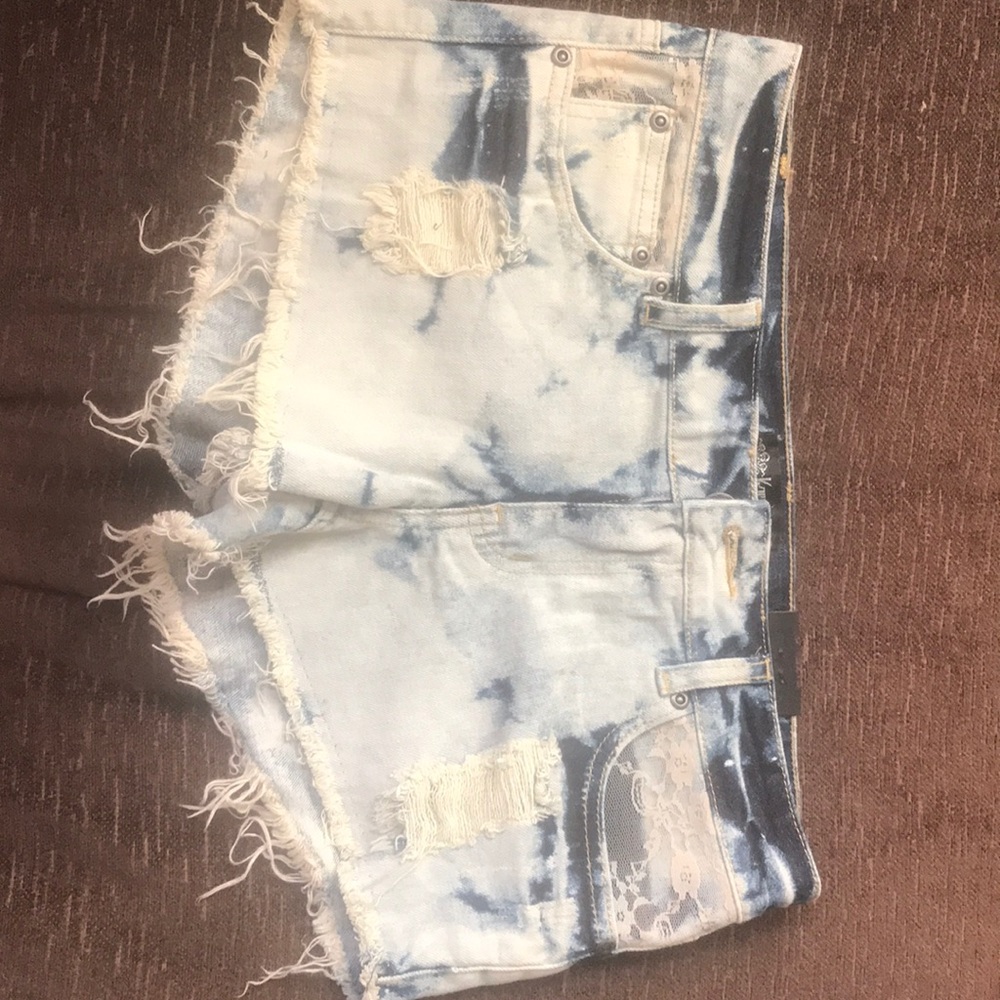Destress jean shorts